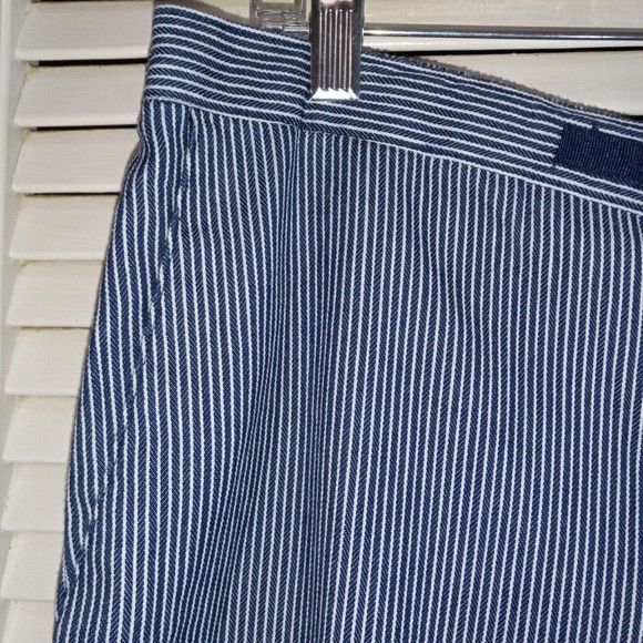 Alfred Dunner Pants Size 18 Blue Pull On Straight Leg Pockets Pin Stripe Cropped - Picture 3 of 12